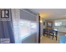 105 Brooks BOULEVARD - 10