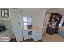 105 Brooks BOULEVARD - 18