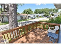 105 Brooks BOULEVARD - 2