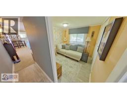 105 Brooks BOULEVARD - 27