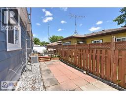 105 Brooks BOULEVARD - 40