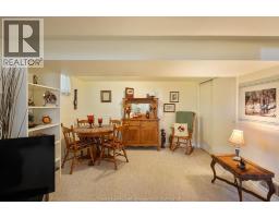 158 Marlborough STREET East - 24