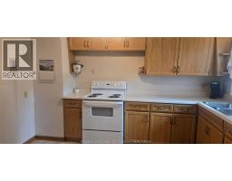 960 SCOFIELD AVENUE - 11