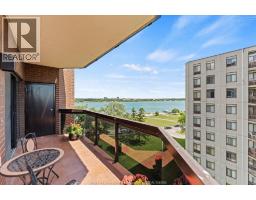3663 Riverside DRIVE East UnitNo. 702 - 23