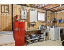 1646 LANGLOIS AVENUE - 32