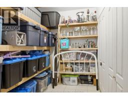 1646 LANGLOIS AVENUE - 34