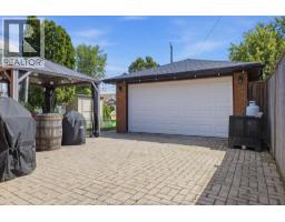 1646 LANGLOIS AVENUE - 36