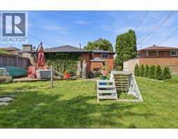 1646 LANGLOIS AVENUE - 40
