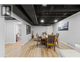 940 WESTWOOD DRIVE - 35