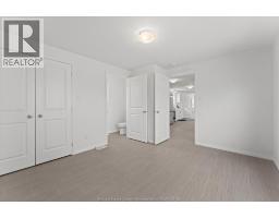 24 REGINA DRIVE - 18