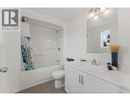 24 REGINA DRIVE - 21