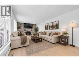 28 CLEOPHAS DRIVE - 10
