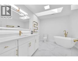 28 CLEOPHAS DRIVE - 21