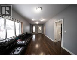 894 UNIVERSITY AVENUE - 14