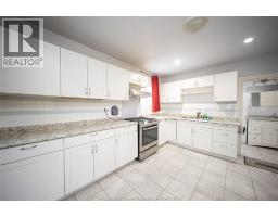 894 UNIVERSITY AVENUE - 31