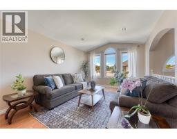 187 ROCKHAVEN DRIVE - 4