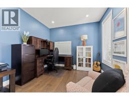 14 DUNDEE DRIVE - 18