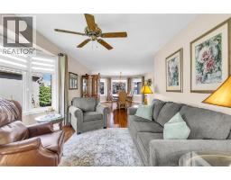 1385 IMPERIAL CRESCENT - 10