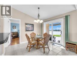 1385 IMPERIAL CRESCENT - 12