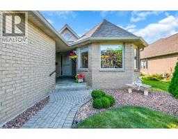 1385 IMPERIAL CRESCENT - 2