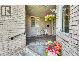 1385 IMPERIAL CRESCENT - 3