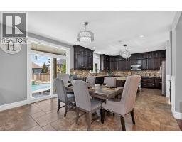 1092 REGENCY CRESCENT - 11