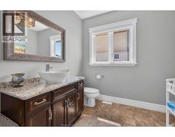 1092 REGENCY CRESCENT - 19