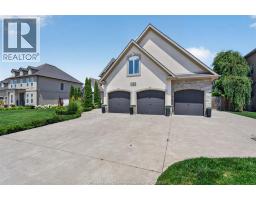1092 REGENCY CRESCENT - 3