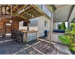 1092 REGENCY CRESCENT - 39