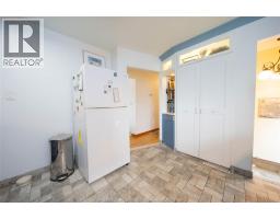 971 FAIRVIEW - 16