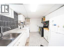 971 FAIRVIEW - 31