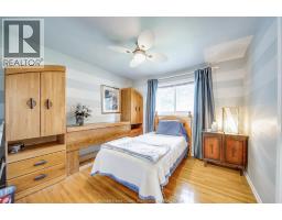 10 PHYLLIS AVENUE - 22