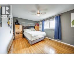 10 PHYLLIS AVENUE - 26