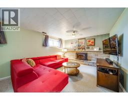 10 PHYLLIS AVENUE - 30