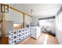 10 PHYLLIS AVENUE - 41