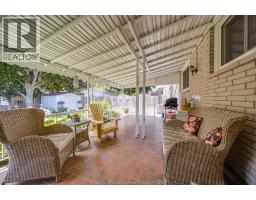 10 PHYLLIS AVENUE - 43