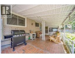 10 PHYLLIS AVENUE - 44