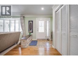 10 PHYLLIS AVENUE - 9