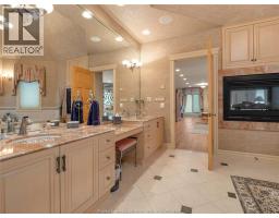 318 CRYSTAL BAY DRIVE - 19