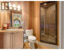 318 CRYSTAL BAY DRIVE - 23