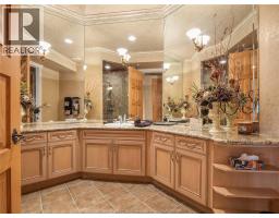 318 CRYSTAL BAY DRIVE - 37