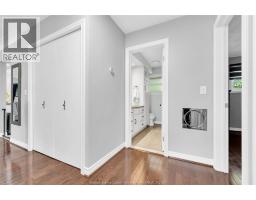 1570 LAURIER DRIVE - 17