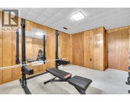 1570 LAURIER DRIVE - 19