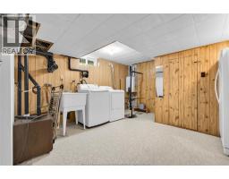 1570 LAURIER DRIVE - 20