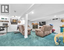 1570 LAURIER DRIVE - 22