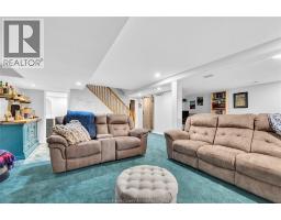 1570 LAURIER DRIVE - 24