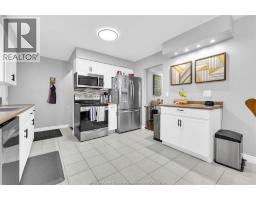 1570 LAURIER DRIVE - 5