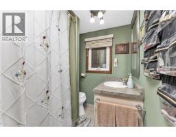 1824 ERIE AVENUE - 17