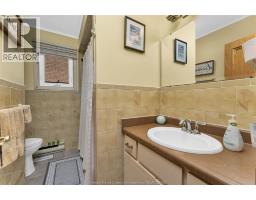 1824 ERIE AVENUE - 22
