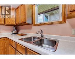 8418 Kingston - 10